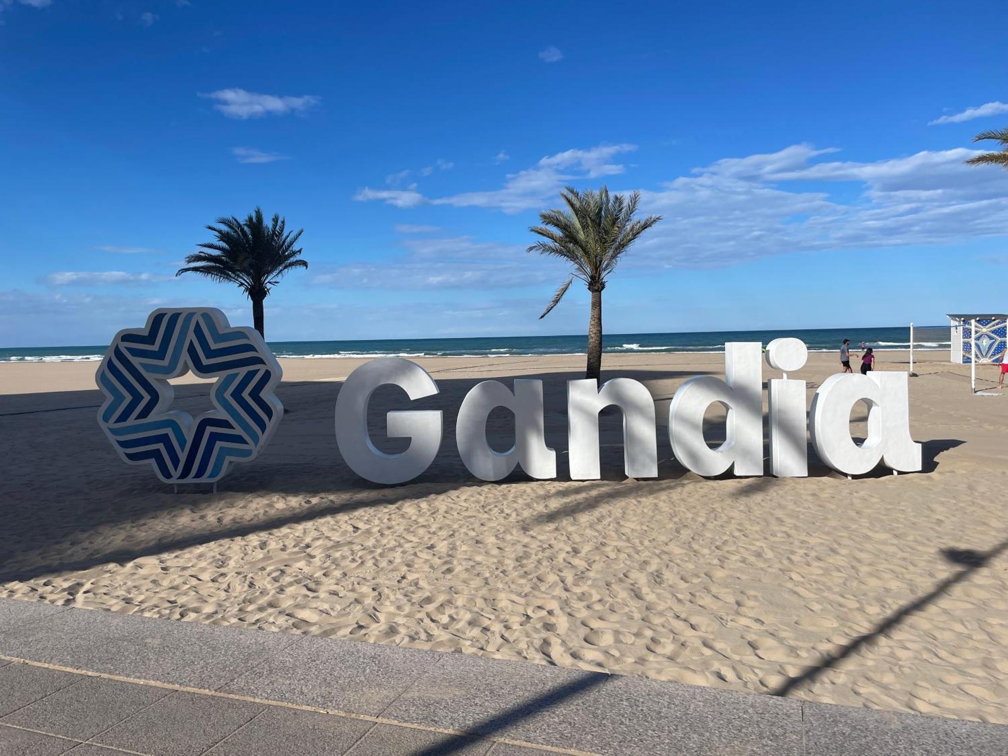 Apartamentos Gandia Centro 3000 ภายนอก รูปภาพ