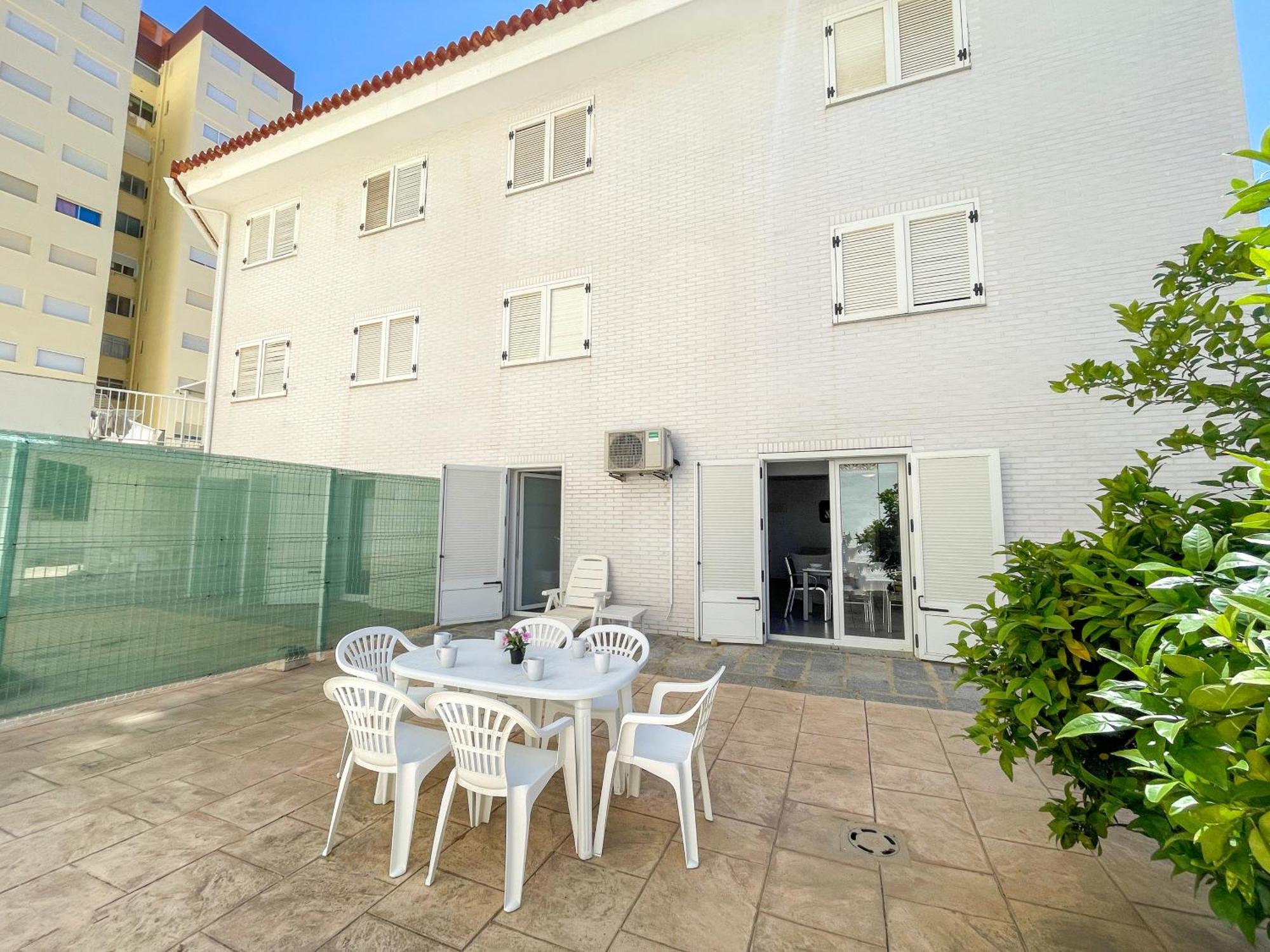 Apartamentos Gandia Centro 3000 ภายนอก รูปภาพ