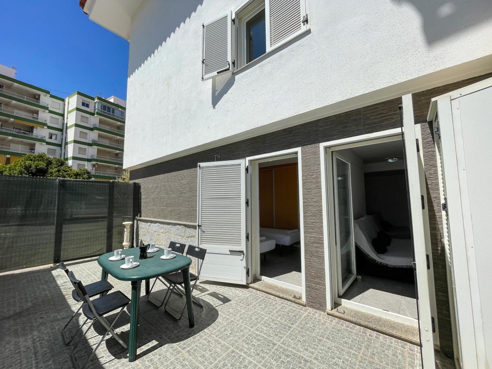 Apartamentos Gandia Centro 3000 ภายนอก รูปภาพ
