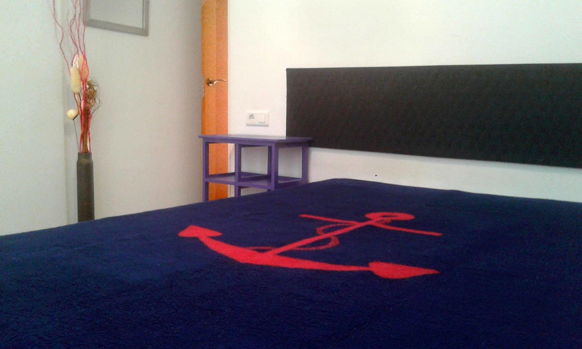 Apartamentos Gandia Centro 3000 ภายนอก รูปภาพ